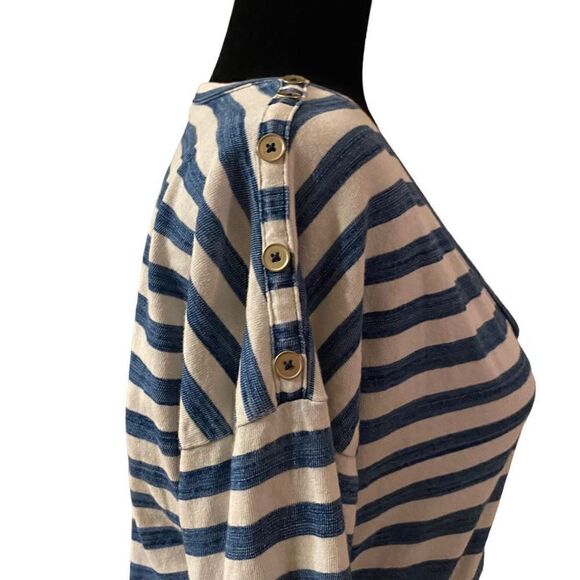 Gap V-Neck Blue and White Striped Top with 3/4 length sleeves and silver‎ accent - Picture 6 of 11